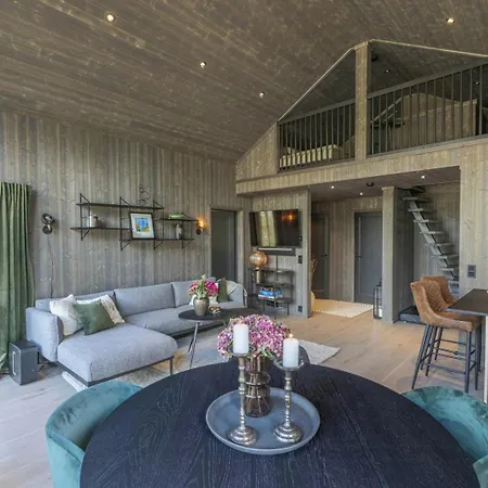 By The River With Private Terrace Holmen
