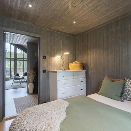 Hébergement de vacances By The River With Private Terrace *