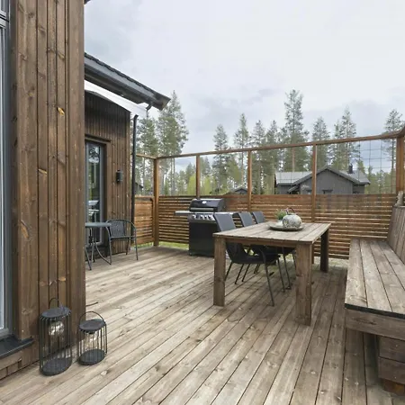 Hébergement de vacances By The River With Private Terrace *
